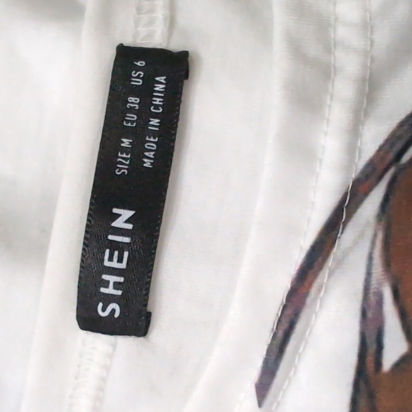 SHEIN White Fashionista Bold Multicolor Short Sleeve Graphic Tee Size Medium - Picture 7 of 9